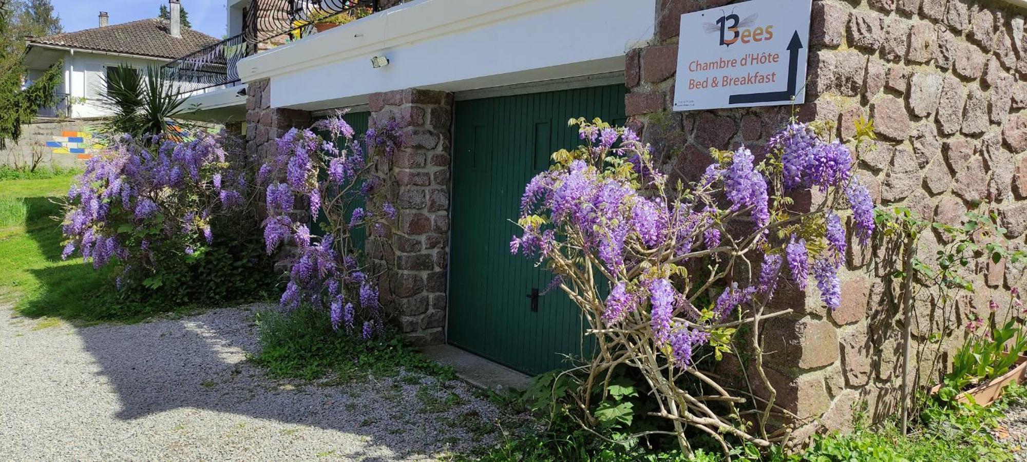 13 Bees Bed and Breakfast Confolens Exteriör bild